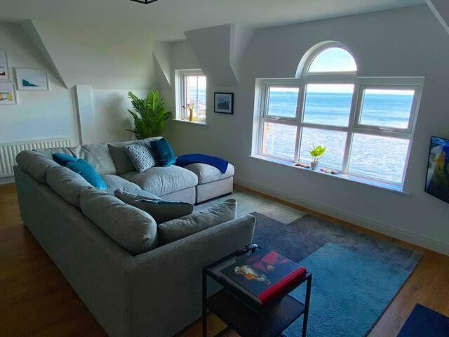 Sound Of The Sea - Penthouse In Portrush Exterior foto
