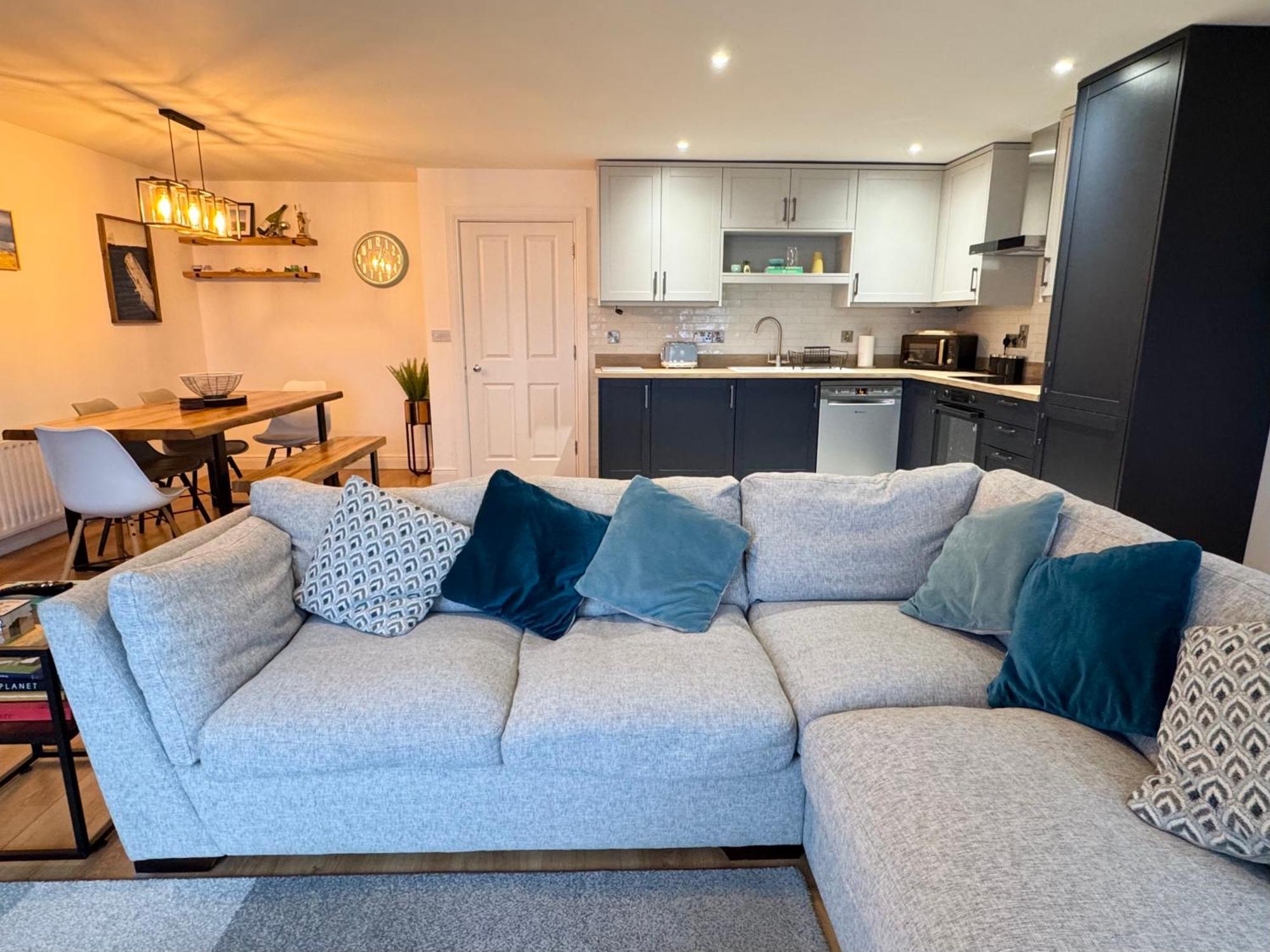 Sound Of The Sea - Penthouse In Portrush Exterior foto